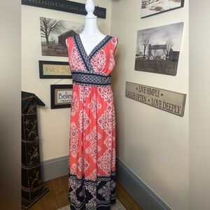 Studio One Sleeveless Red and Black Maxi Dress